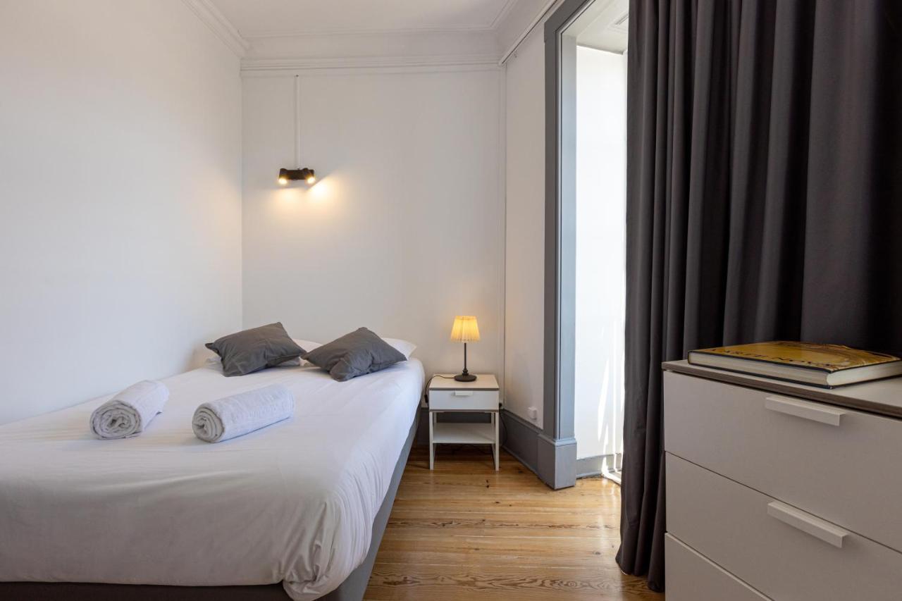 Sleep in Centre - Aveiro Appartement Buitenkant foto